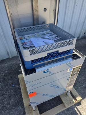 NEW Hobart AM16TSCB Electric Commercial Chemical Dishwasher with Booster Heater