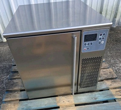 Piper ABM031s, 22" Countertop Blast Chiller / Shock Freezer, 3 Pan