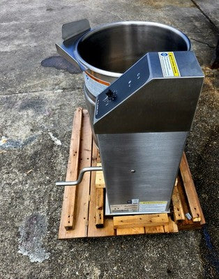 *NEW* Cleveland KET-12-T 12 gal Steam Kettle