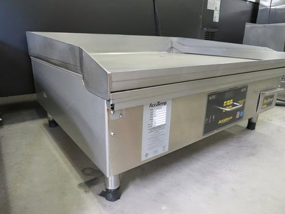 2022 AccuTemp Accu-Steam EGF2083B3650 36IN Electric Griddle 208/3p USED