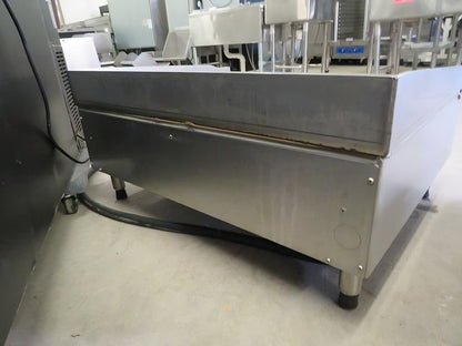 2022 AccuTemp Accu-Steam EGF2083B3650 36IN Electric Griddle 208/3p USED