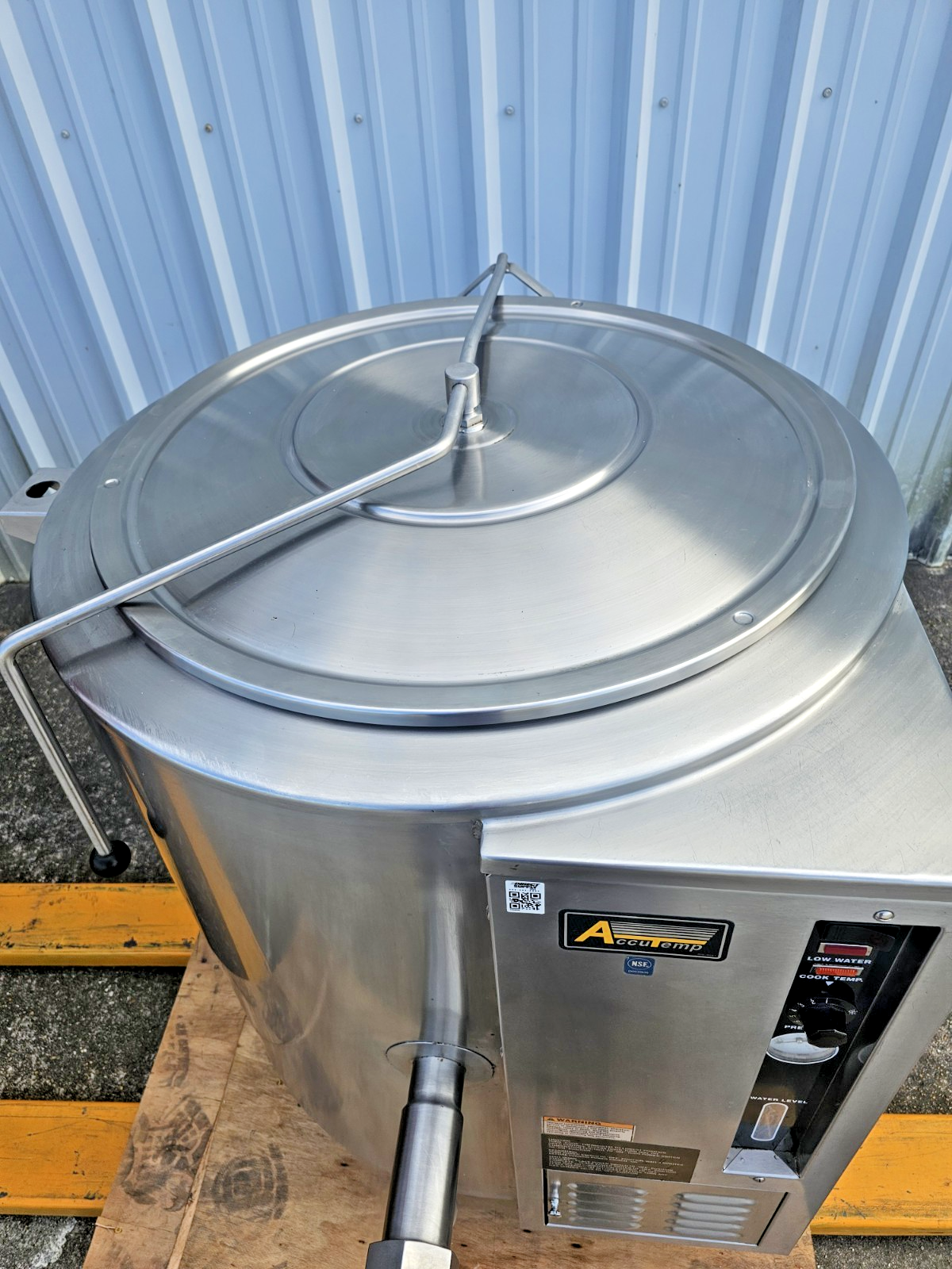 AccuTemp 30 Gallon Edge Series Stationary Gas Kettle Used